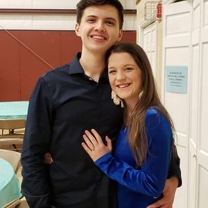 Meet your Posher, Skylar